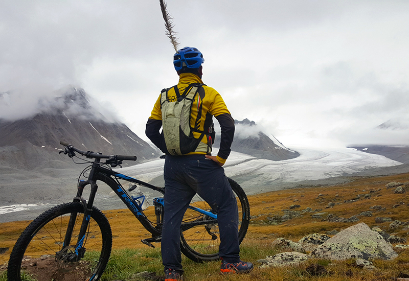 Cycling at Altai Tavan Bogd NP